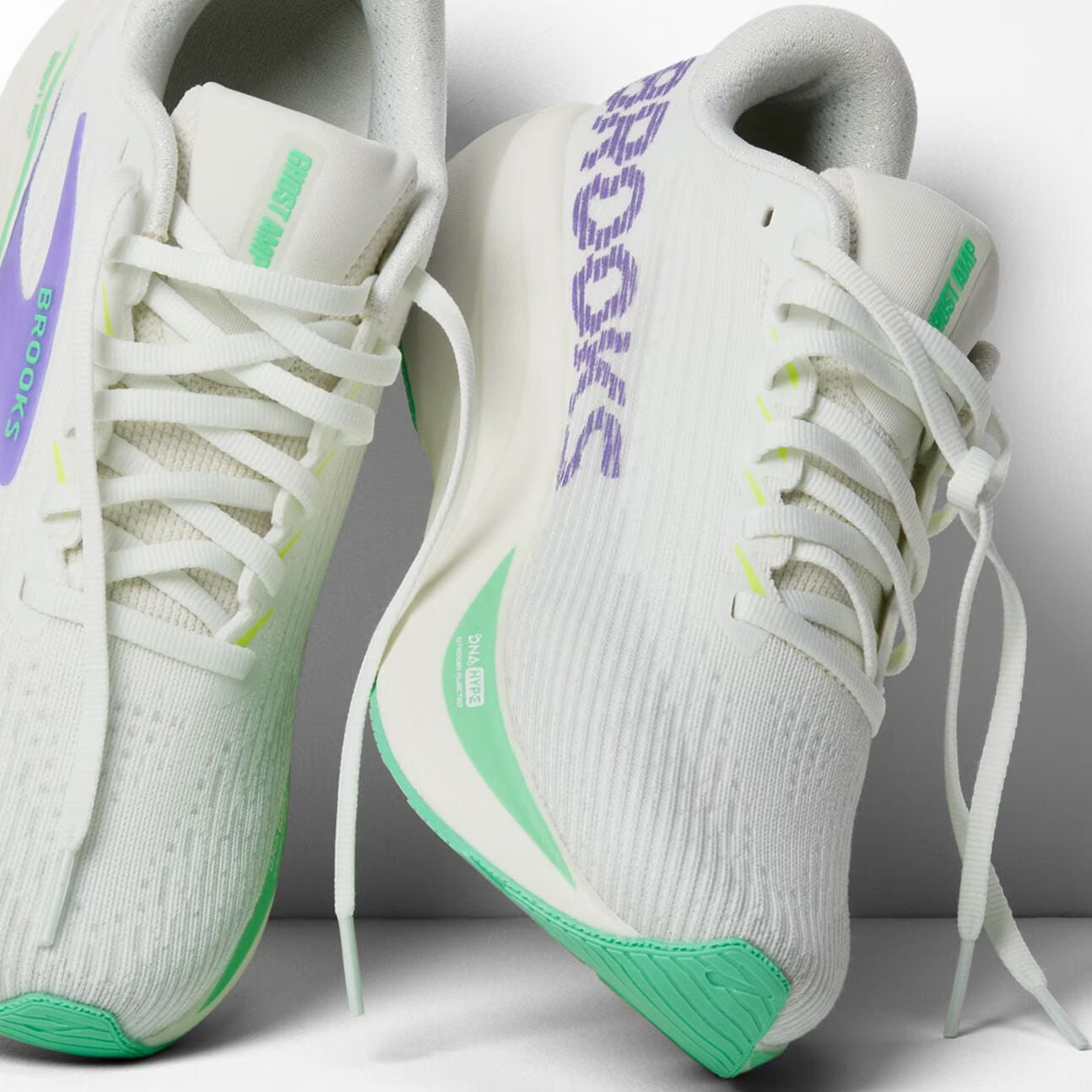 Women's Brooks Ghost Amp