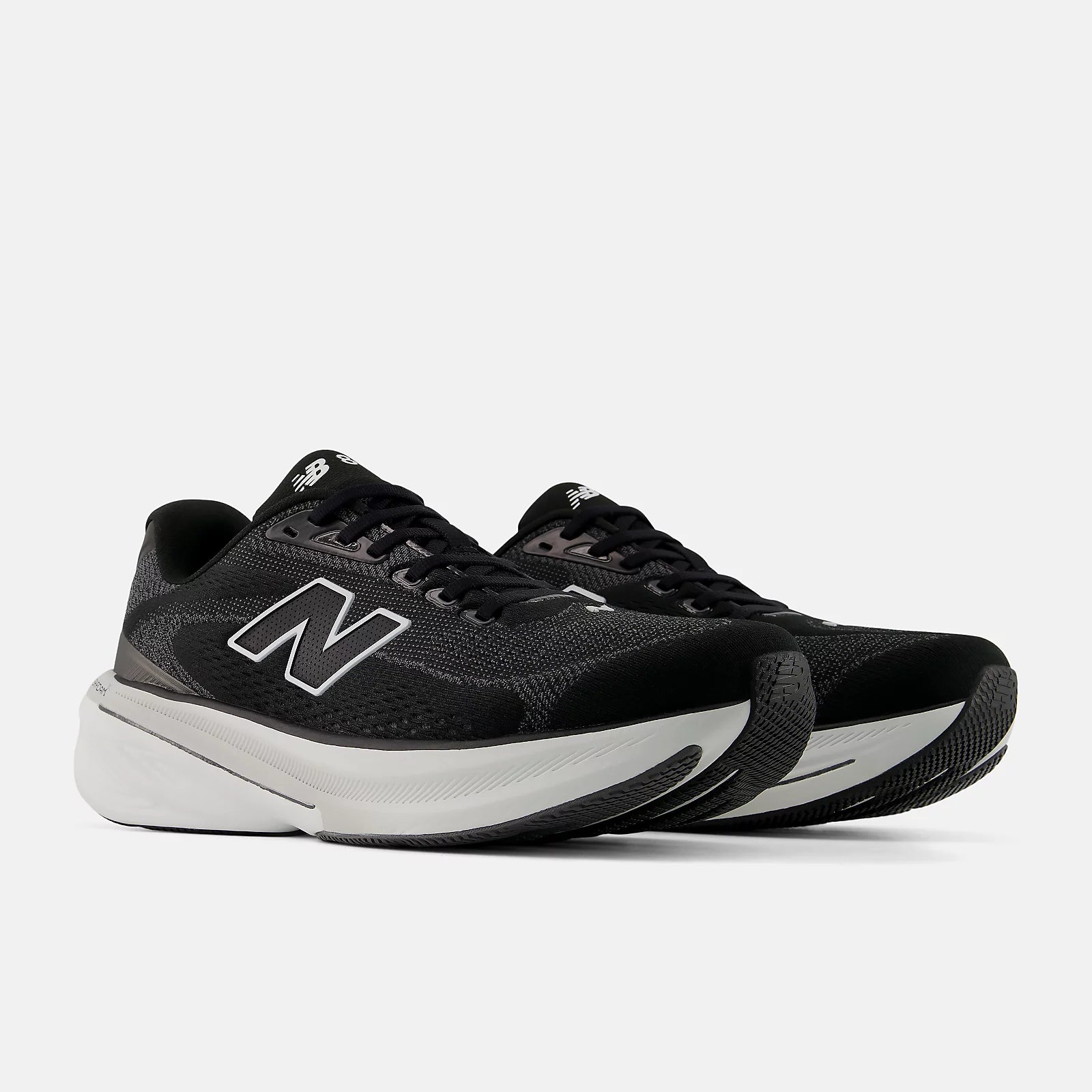 Men's New Balance 860 v15