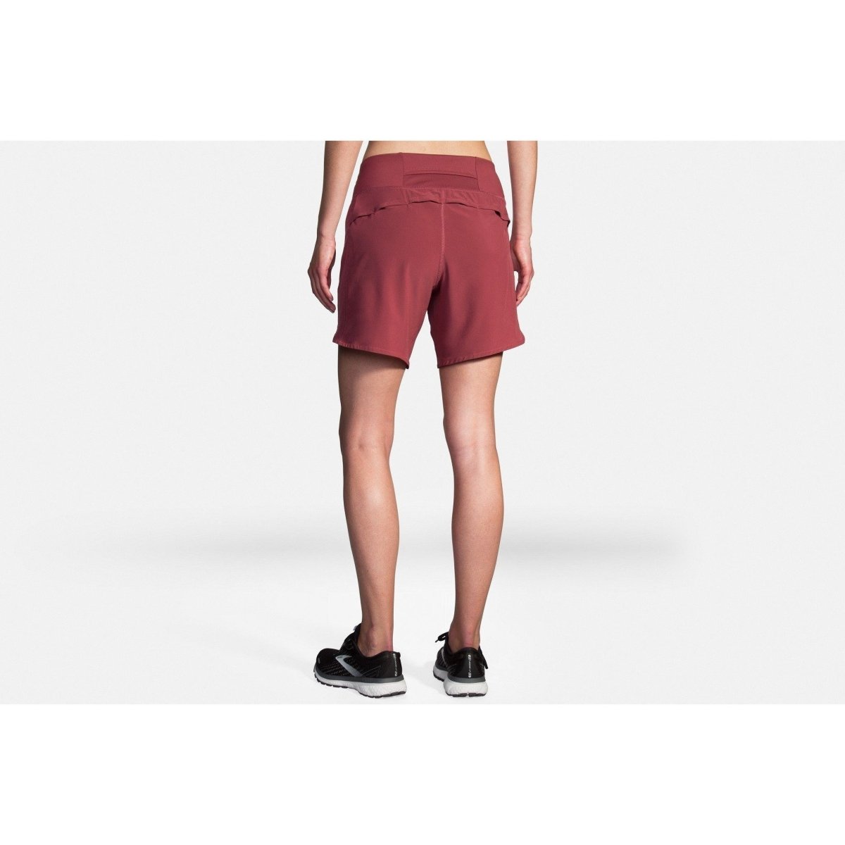 Women's Brooks 7" Chaser Short - Bauman's Running & Walking Shop